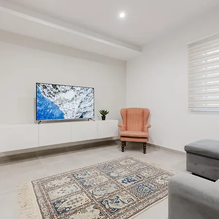 3bed - Prime Location By Homely 아파트 Ta Xbiex